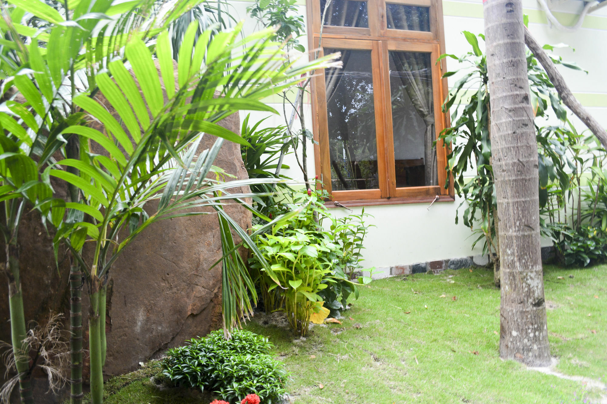 Ngoc Viet Bungalow Duong Dong Exterior foto